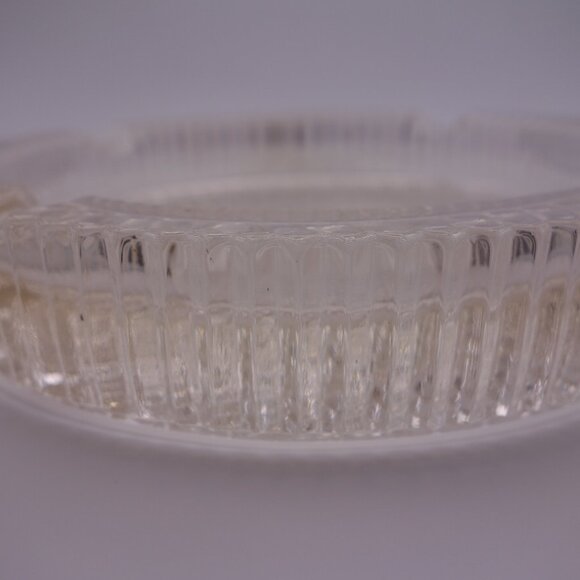 Circle Cigar Ash Tray with some Weight To it! - Picture 5 of 12